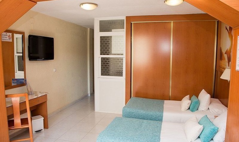 Appartement standard (etude + 1 chambre + 1 terrase) 6/6 Appartements BC Music Resort™ (Recommended for Adults) Benidorm